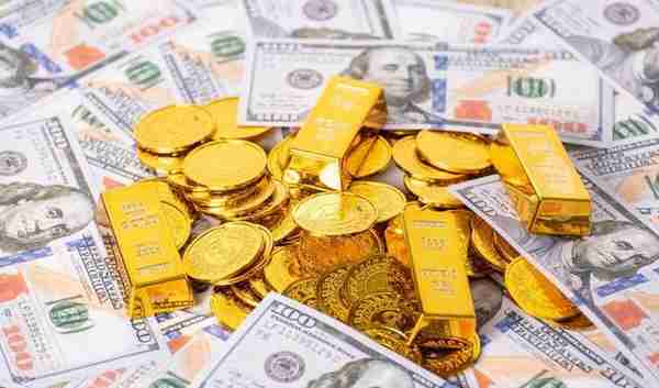 黄金近十年价格走势分析，未来或继续高位震荡！