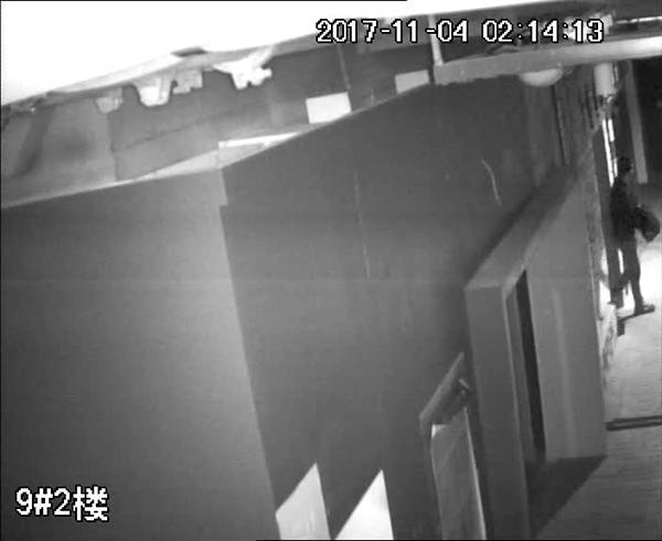 武汉创业大学生电脑被盗核心数据丢失，警方通过视频发现嫌犯