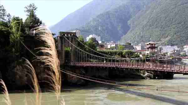 石棉记忆——大渡河悬索大桥