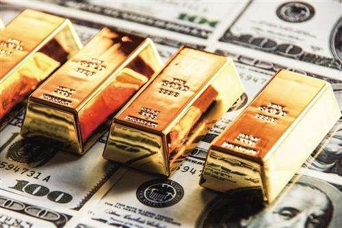 当美元和黄金共同强势时，说明了什么？